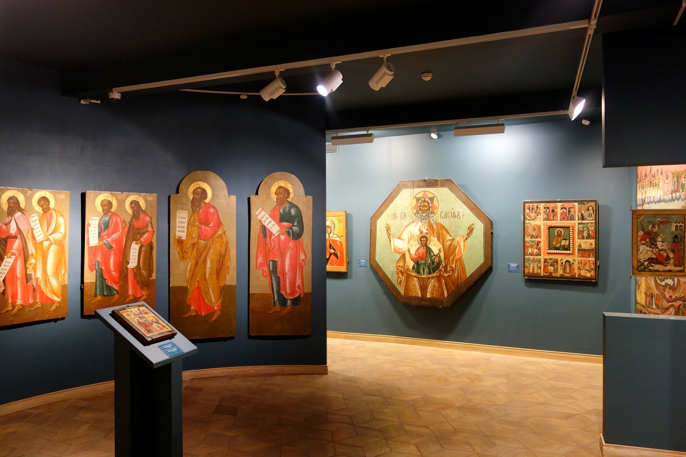 иконы из музея